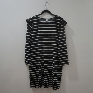 Old Navy Striped B&W Ruffle Long Sleeve Ponte Knit Semi Fitted Tee Dress XL
